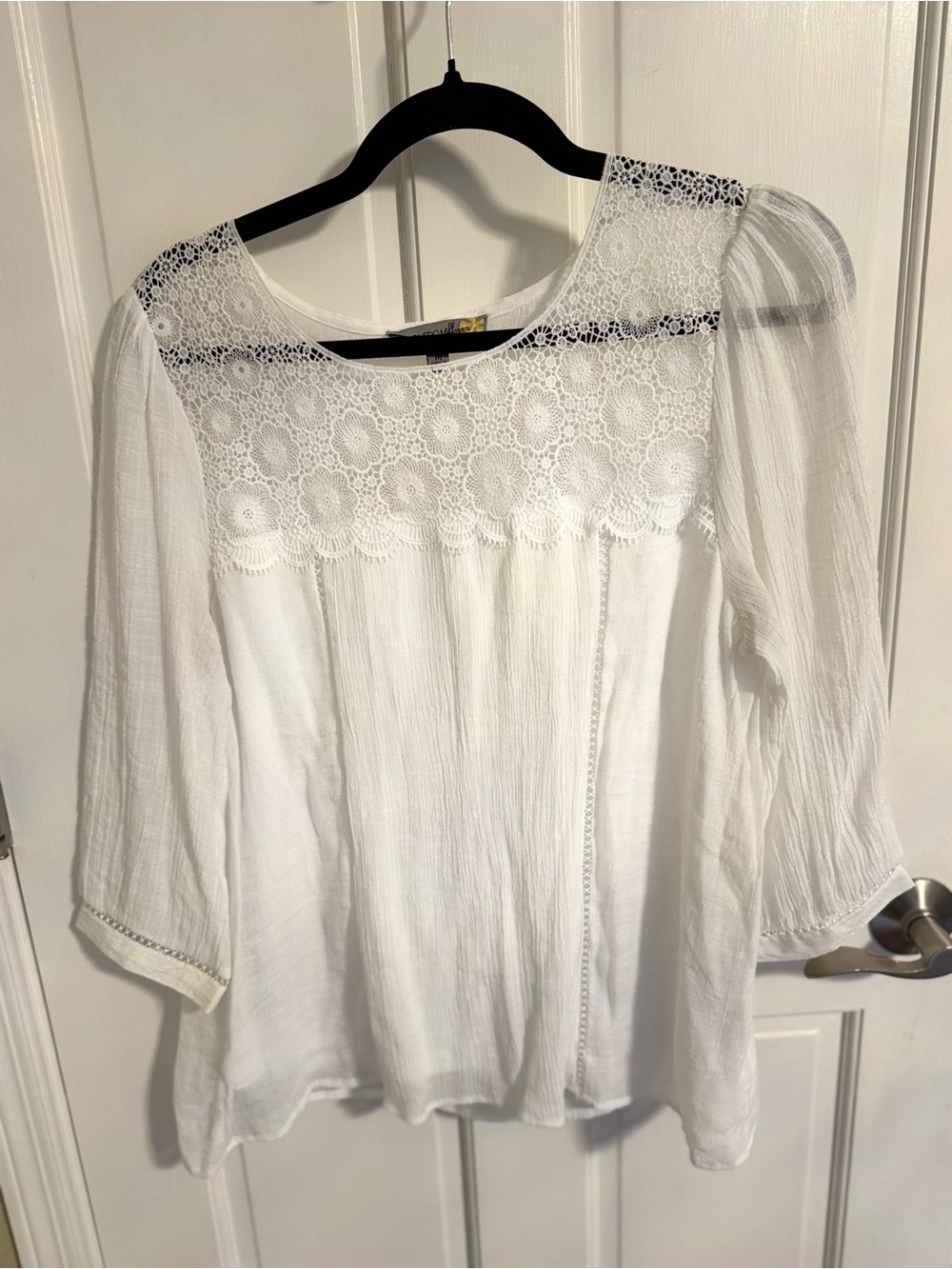 Women's White Lace Yoke Boho Peasant Blouse